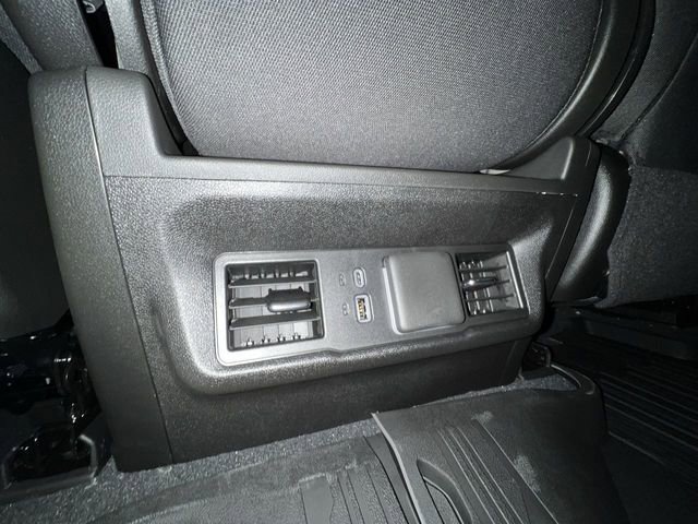 New 2026 GMC Sierra 1500 SLE image 21