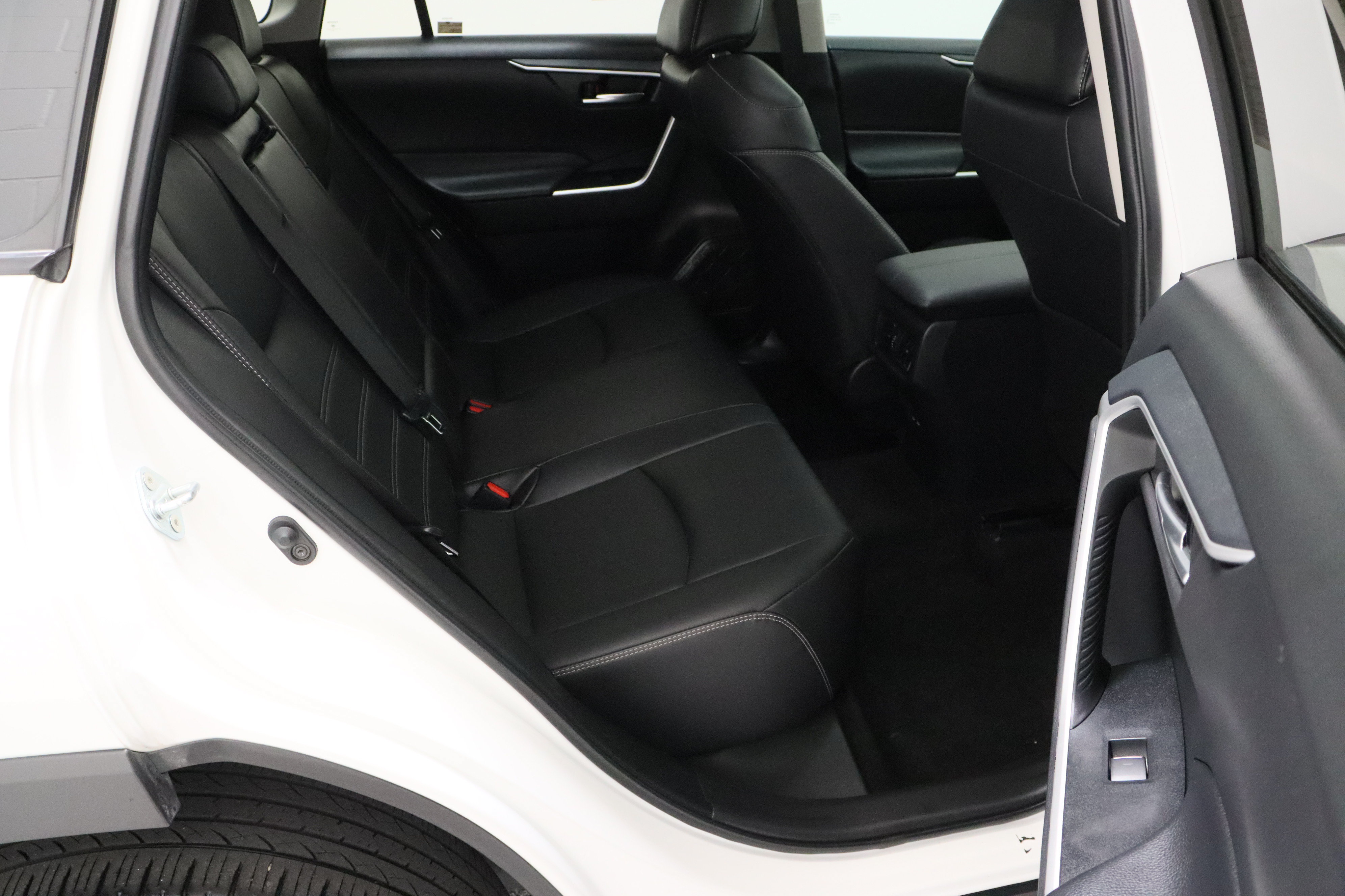 Certified 2025 Toyota RAV4 XLE Premium w/ Weather Package AWD/4WD image 36