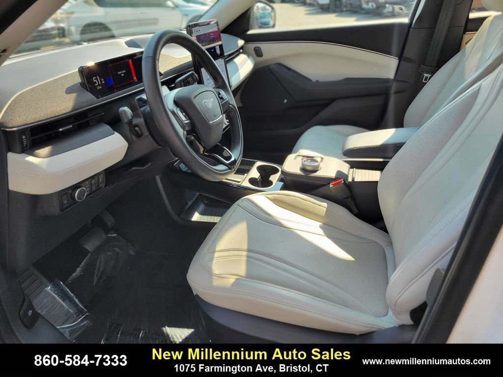 Used 2024 Ford Mustang Mach-E Premium image 18