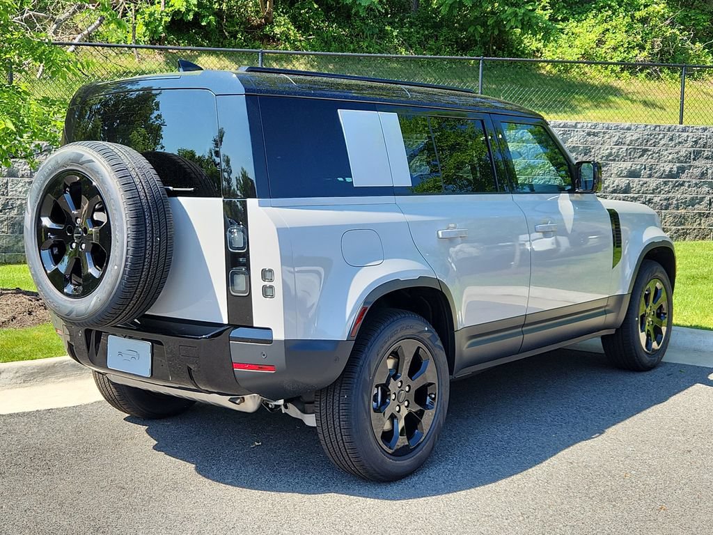 New 2026 Land Rover Defender 110 S AWD/4WD image 2
