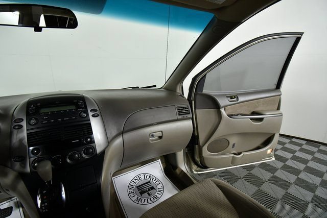 Used 2008 Toyota Sienna FWD image 21