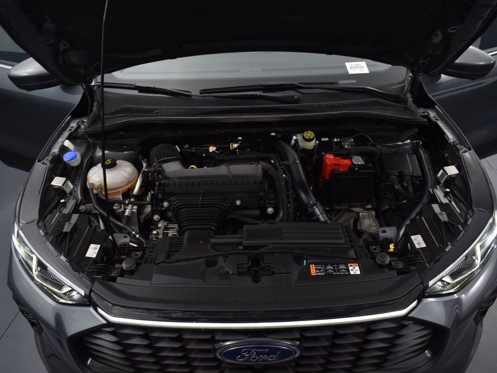 Used 2024 Ford Escape Platinum image 42