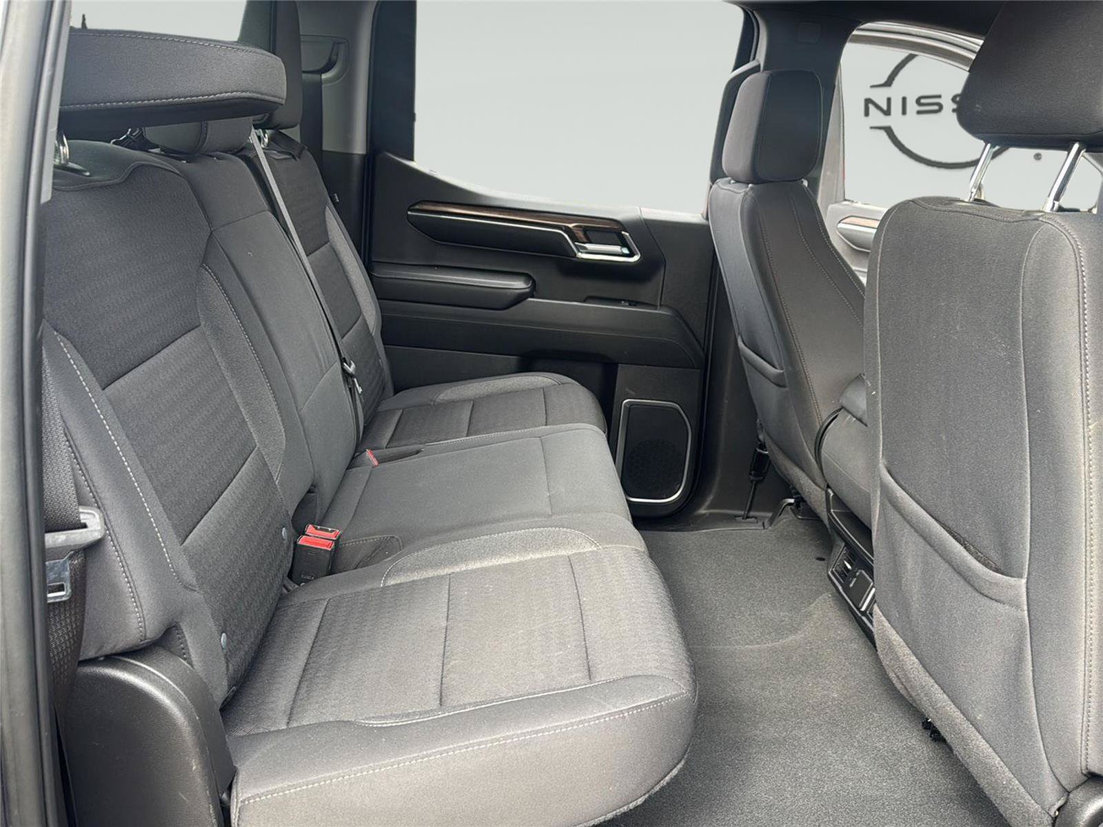 Used 2023 Chevrolet Silverado 1500 LT AWD/4WD image 26