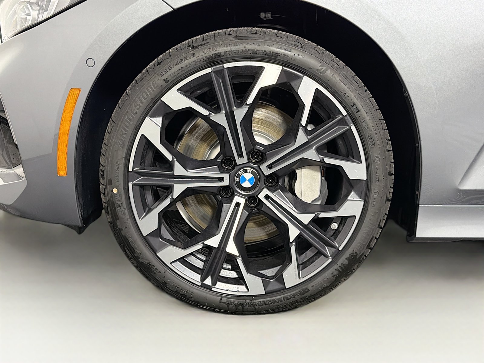 New 2026 BMW 330i xDrive Sedan w/ Premium Package AWD/4WD image 32