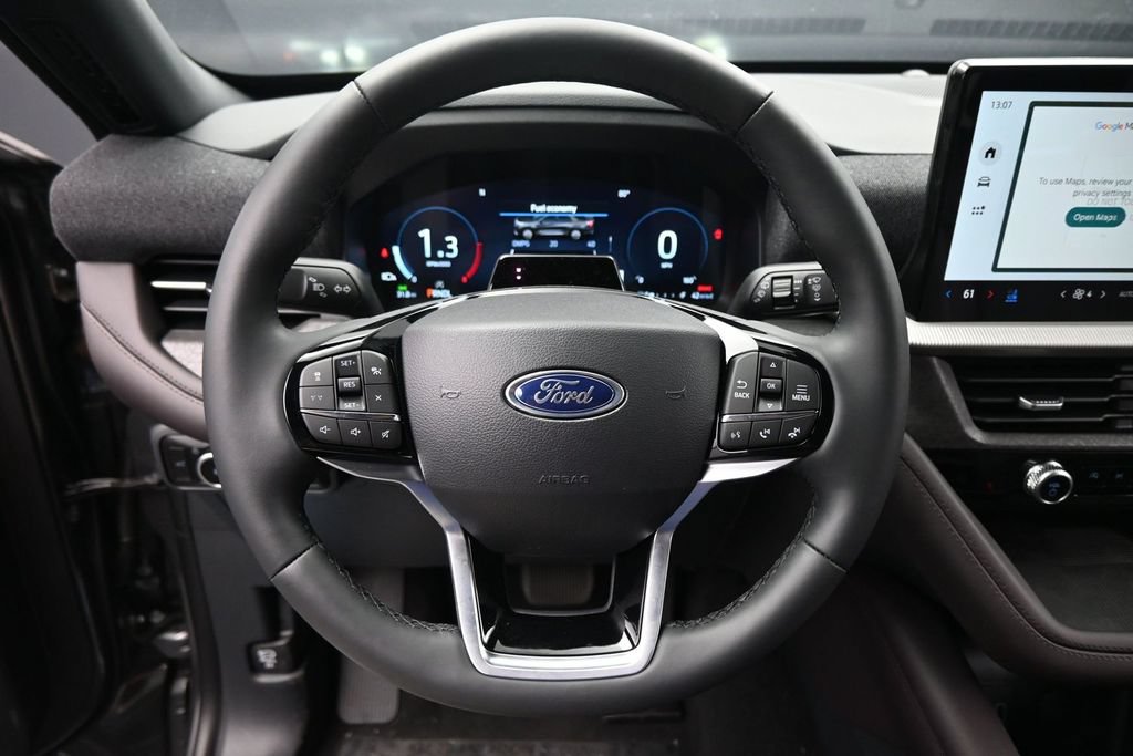 New 2026 Ford Explorer Platinum RWD image 12