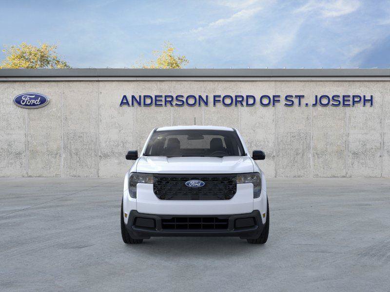 New 2025 Ford Maverick XLT w/ XLT Luxury Package FWD image 6