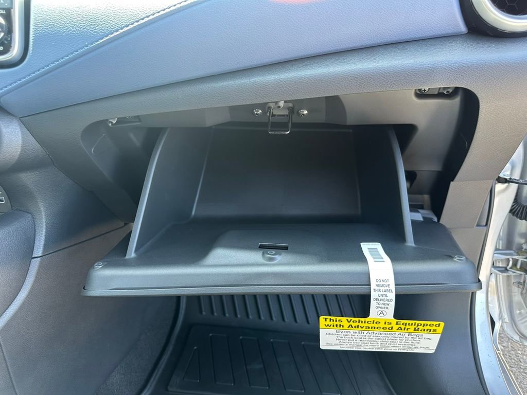 New 2025 Nissan Versa SV w/ Trunk Package image 27