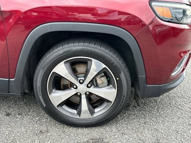 Used 2019 Jeep Cherokee Limited FWD image 12