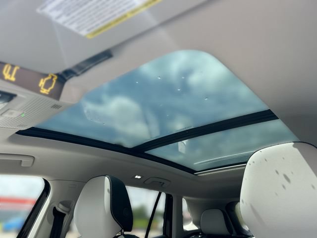 New 2026 Volkswagen Tiguan SE AWD/4WD image 22