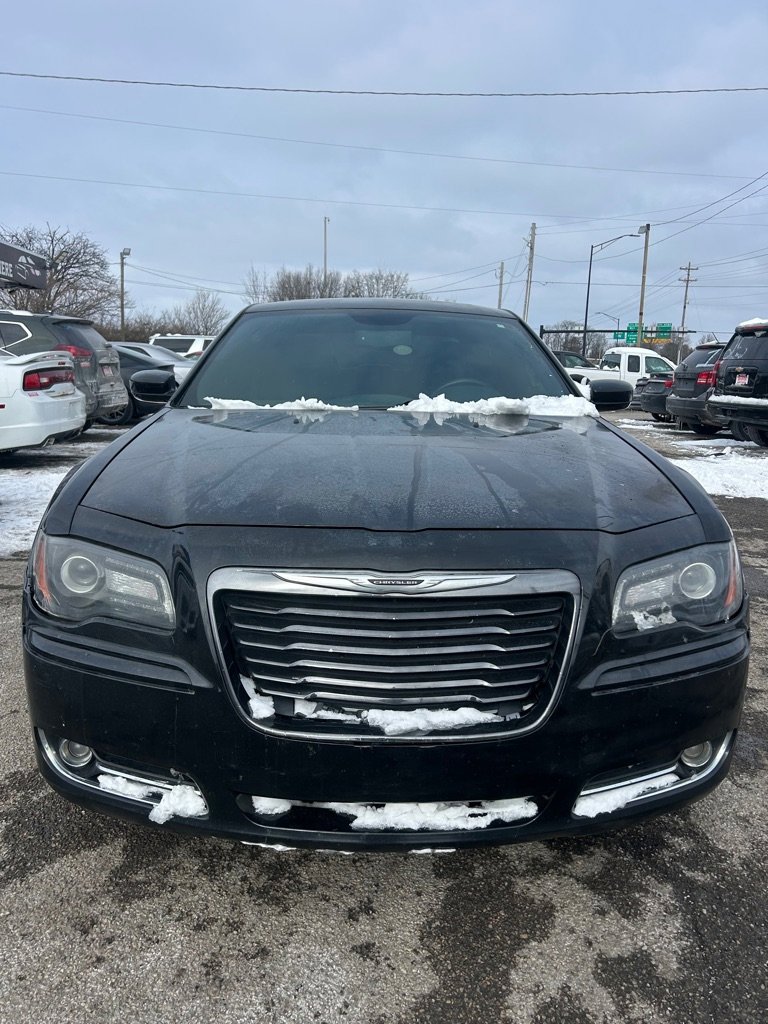 Used 2014 Chrysler 300 S image 7