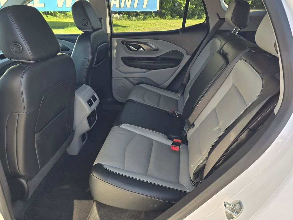 Used 2024 GMC Terrain SLT FWD image 11