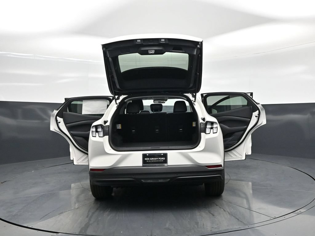 New 2026 Ford Mustang Mach-E Select RWD image 28