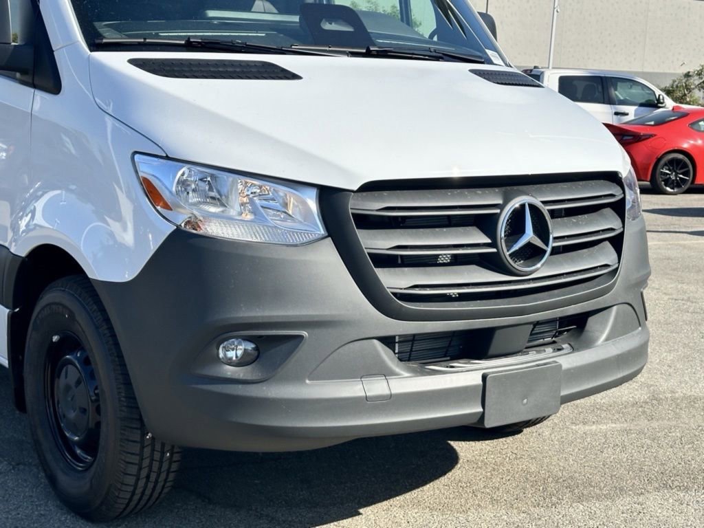 New 2025 Mercedes-Benz Sprinter 2500 image 2