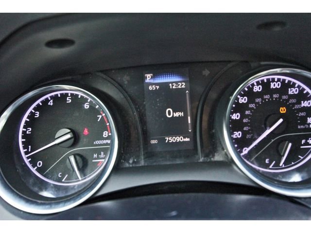 Used 2020 Toyota Camry LE image 15