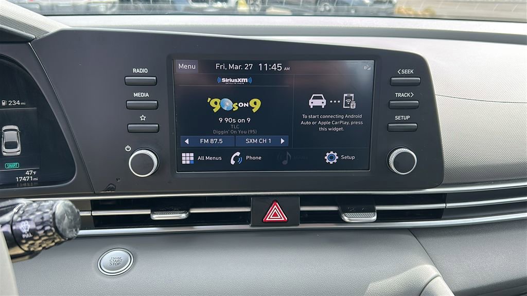 Used 2023 Hyundai Elantra SEL image 16