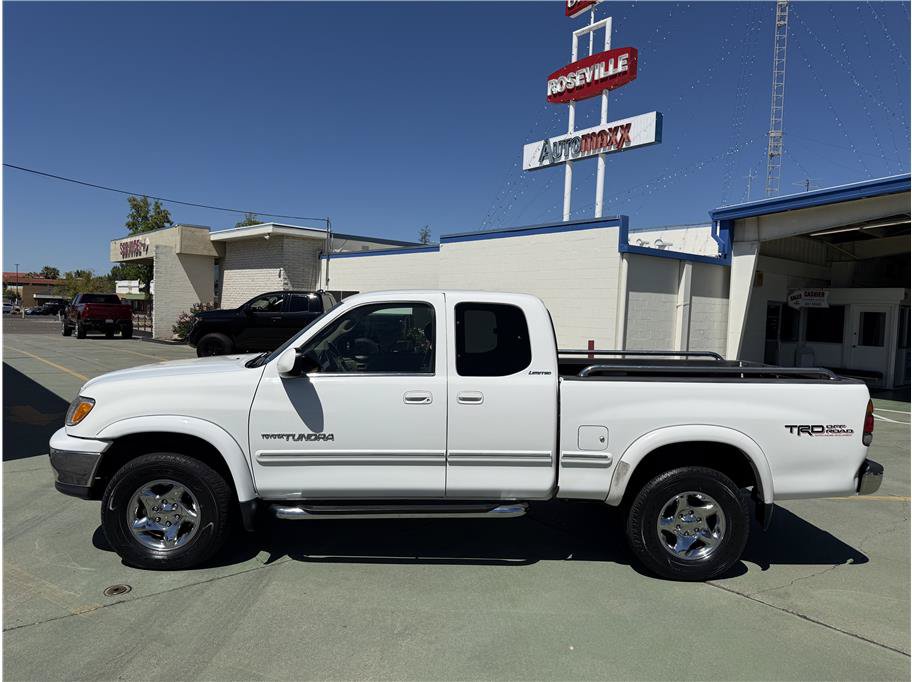 Used 2001 Toyota Tundra Limited AWD/4WD image 9