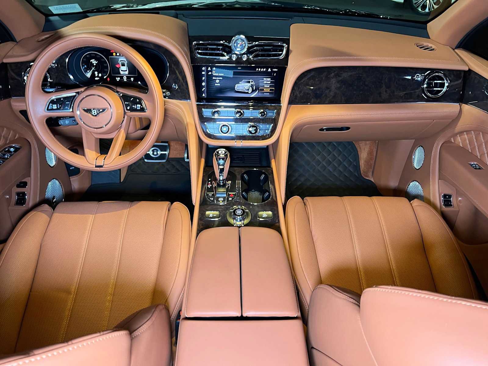 Used 2022 Bentley Bentayga AWD/4WD image 49