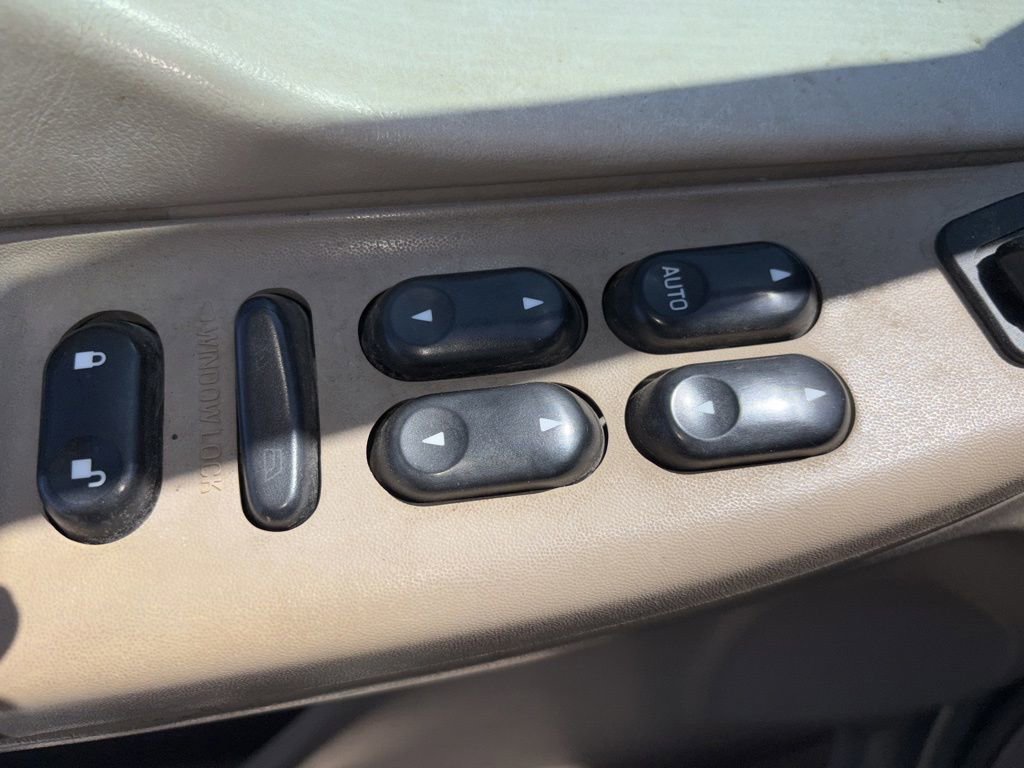 Used 2003 Ford F250 King Ranch AWD/4WD image 22