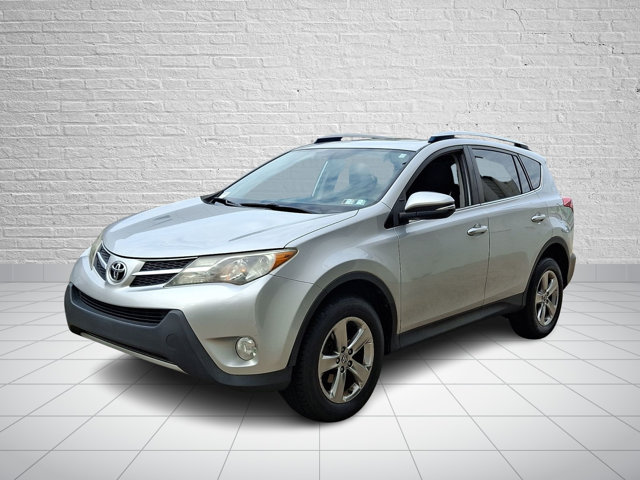 Used 2015 Toyota RAV4 XLE AWD/4WD image 3