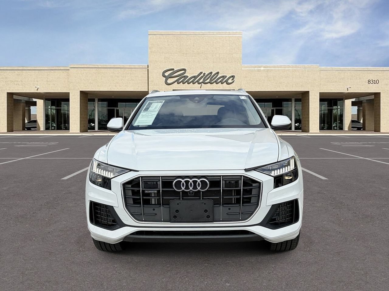 Used 2023 Audi Q8 Premium AWD/4WD image 2