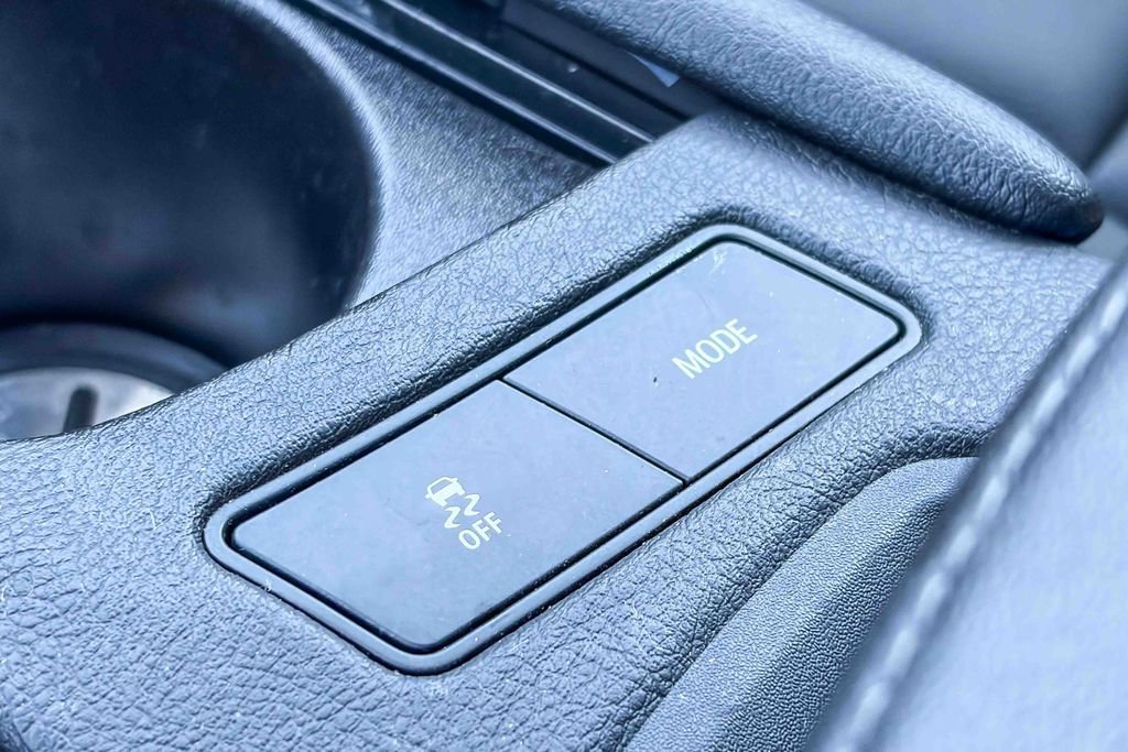 Used 2023 Cadillac XT6 Luxury image 32