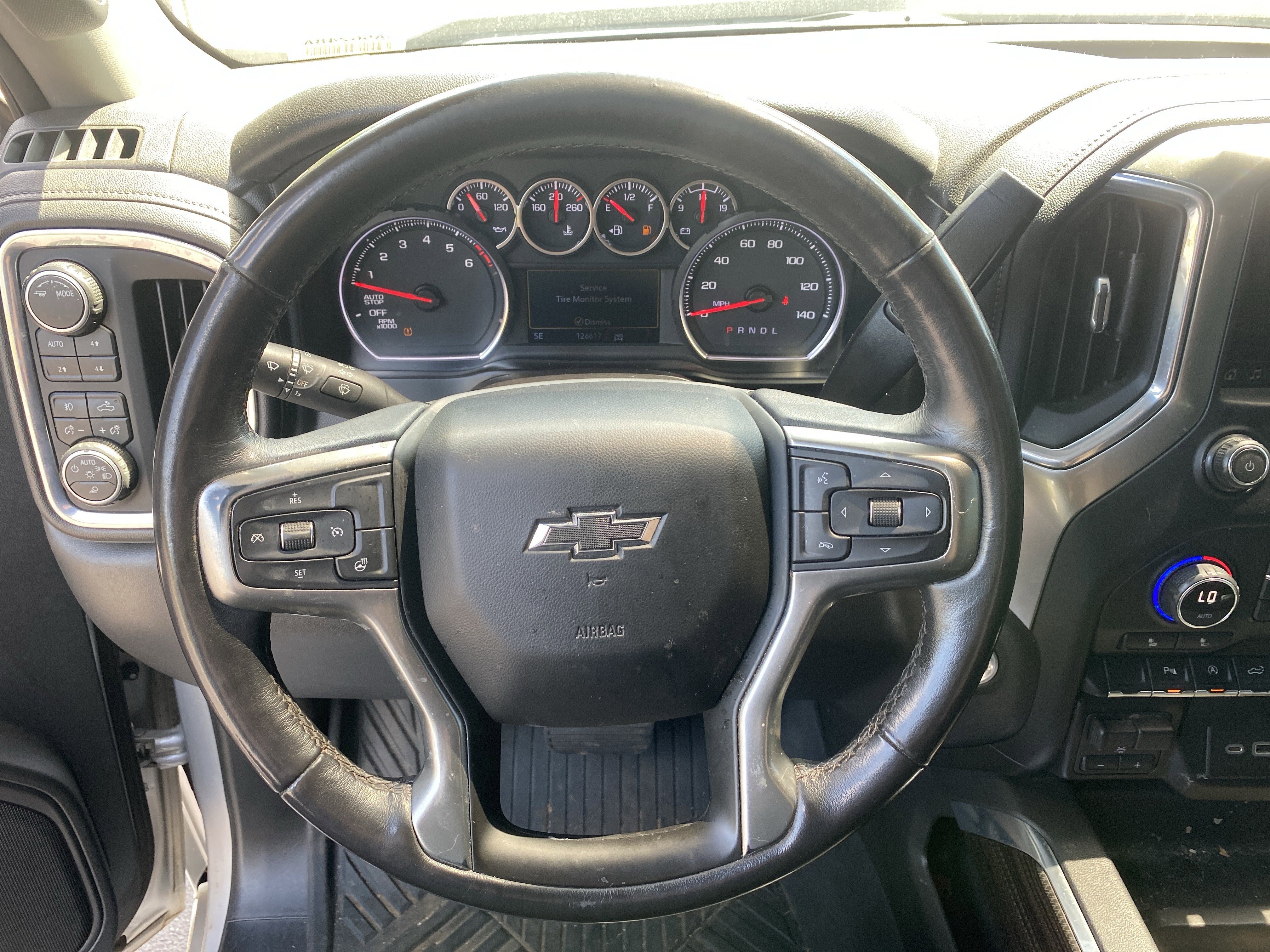 Used 2021 Chevrolet Silverado 1500 LT Trail Boss w/ Convenience Package II AWD/4WD image 9