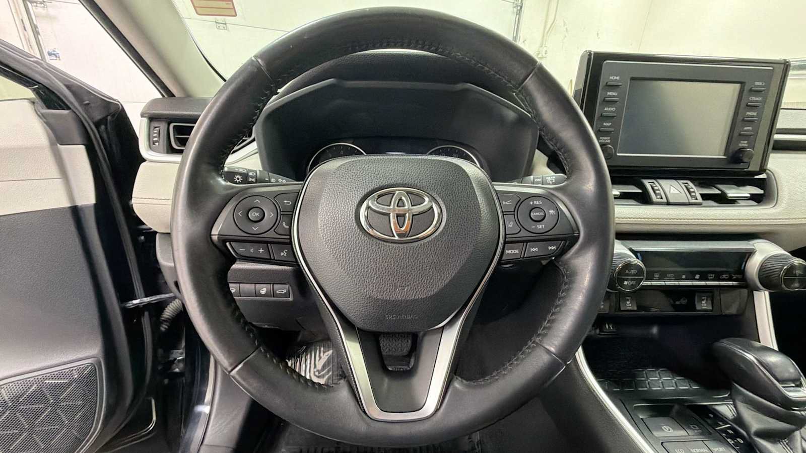 Certified 2019 Toyota RAV4 XLE Premium w/ Cold Weather Package AWD/4WD image 16