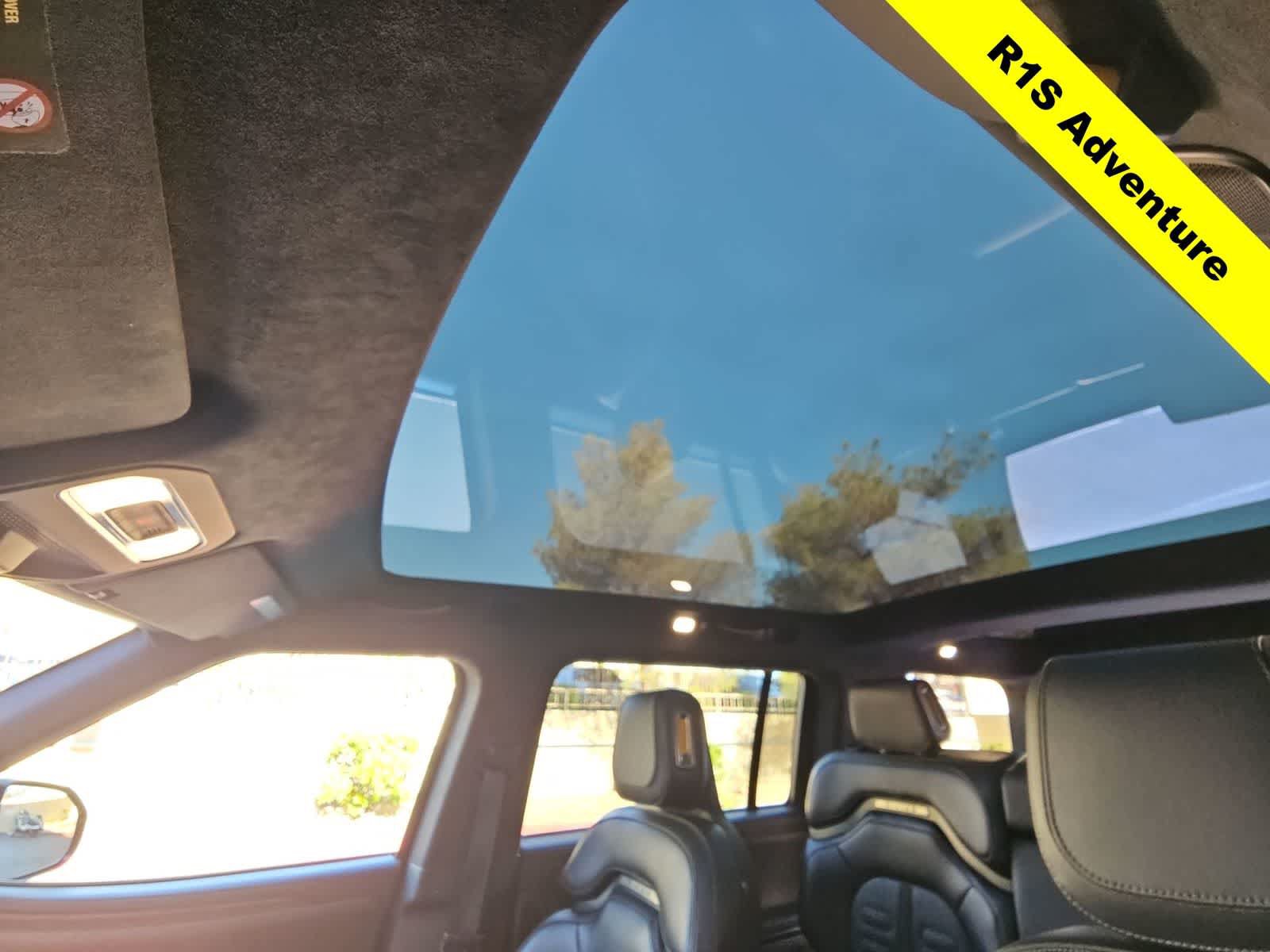 Used 2024 Rivian R1S Adventure AWD/4WD image 28
