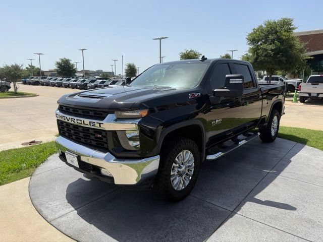 Used 2020 Chevrolet Silverado 2500 LT w/ Texas Edition AWD/4WD image 3