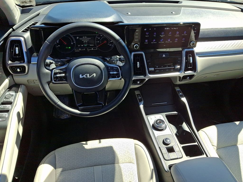 Certified 2023 Kia Sorento EX AWD/4WD image 11