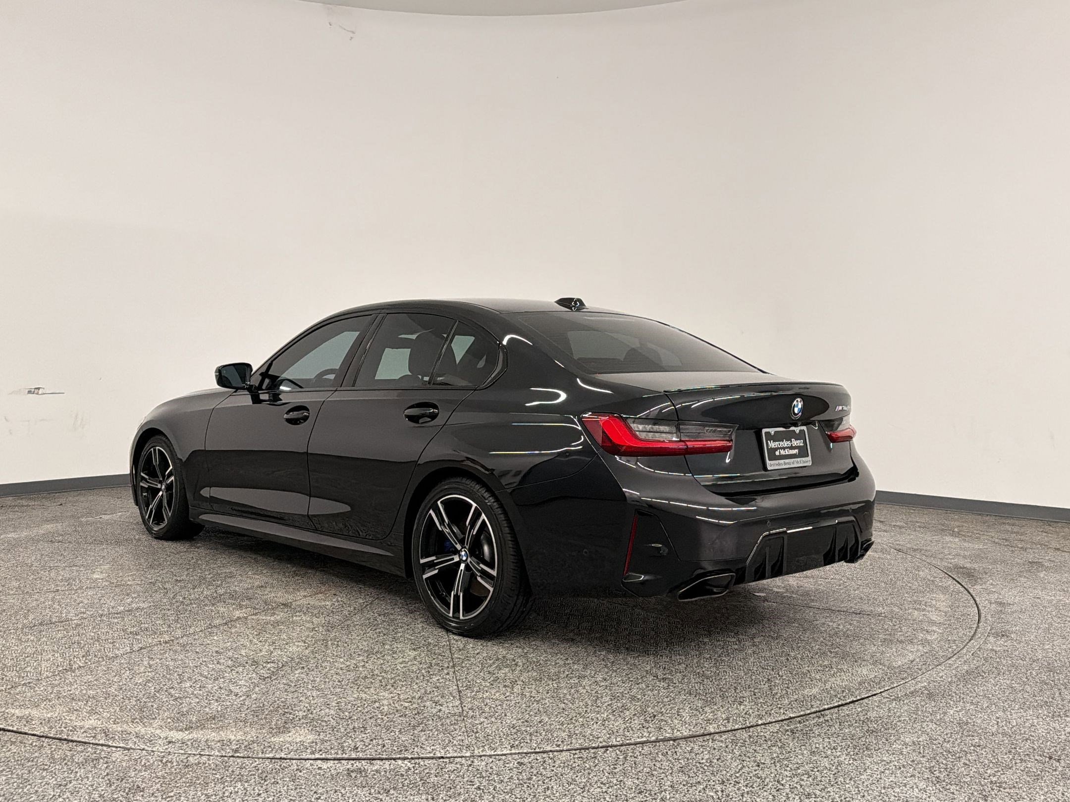 Used 2023 BMW M340i RWD image 3
