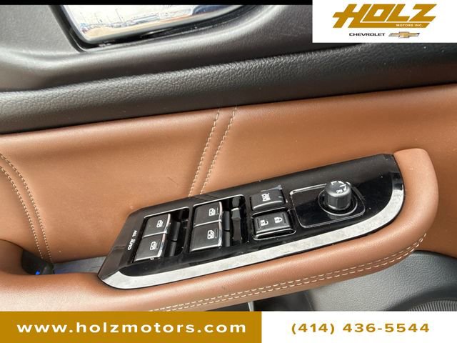 Used 2019 Subaru Outback 3.6R Touring image 24