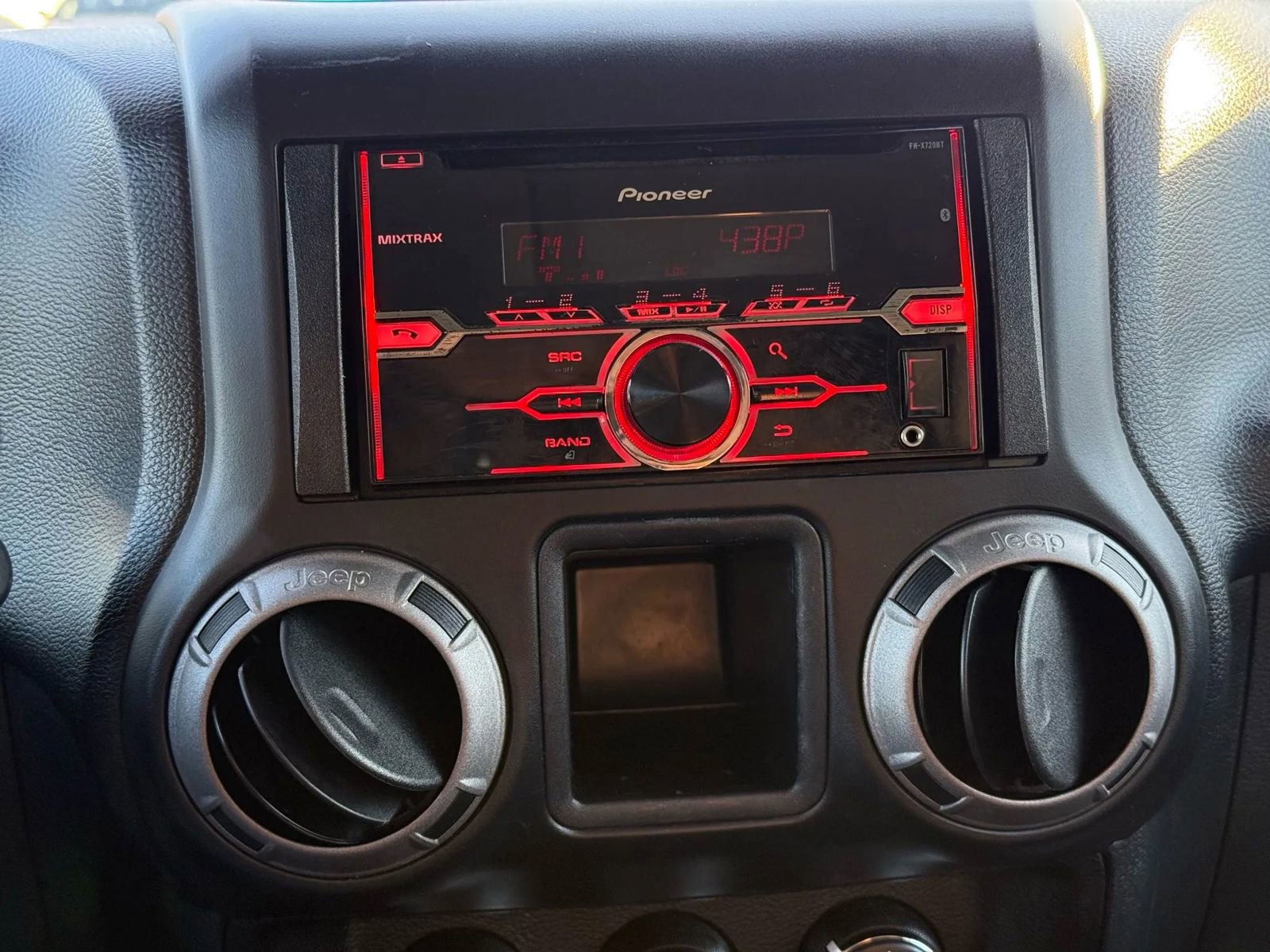 Used 2013 Jeep Wrangler Unlimited Sport image 23