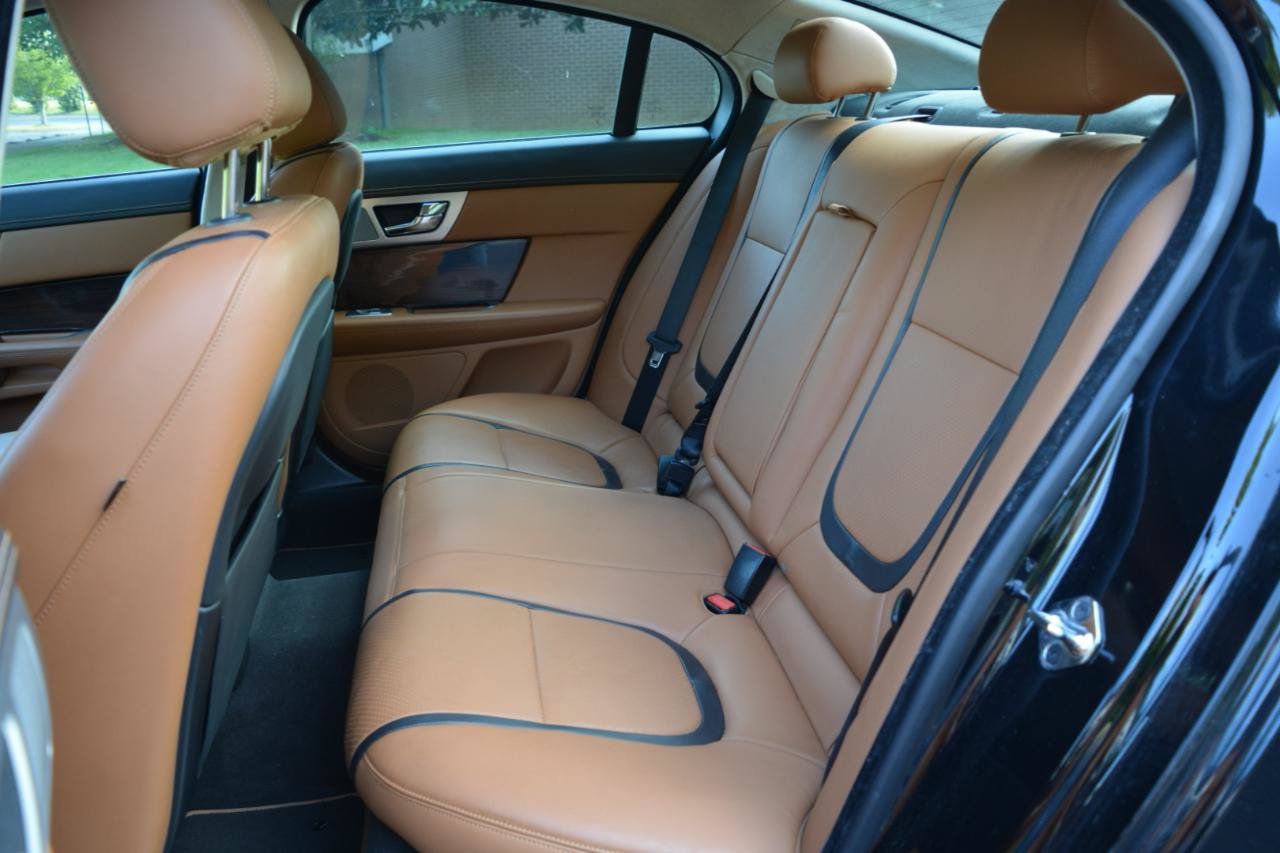 Used 2015 Jaguar XF Portfolio AWD/4WD image 13