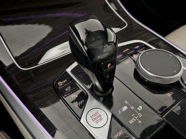 Used 2021 BMW X5 M50i w/ Premium Package image 16