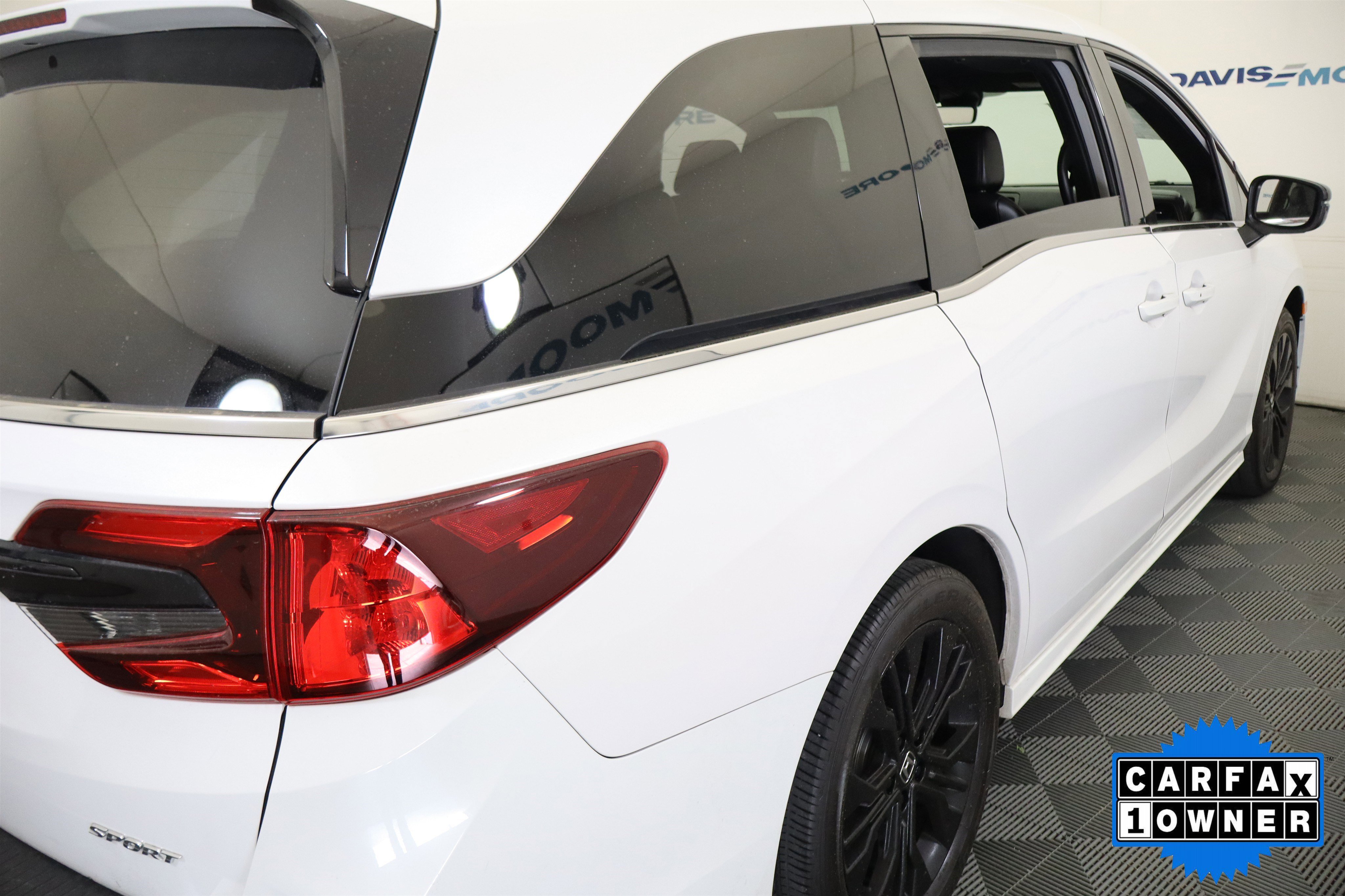Used 2025 Honda Odyssey Sport-L image 7