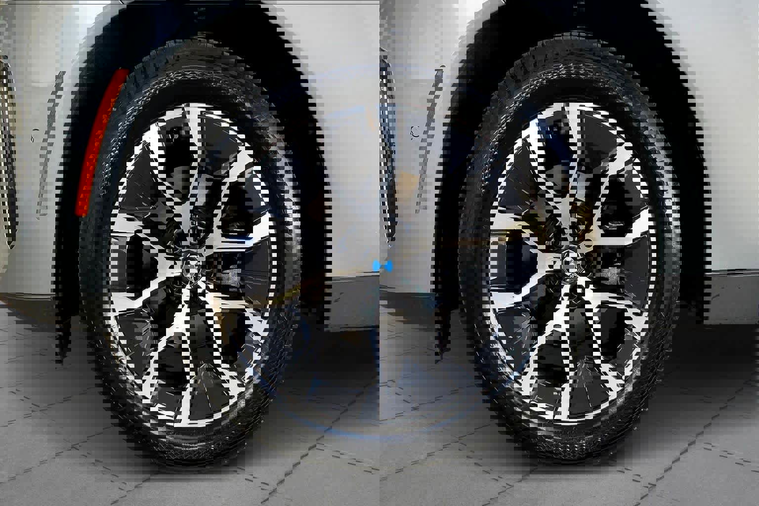 Used 2025 BMW X3 xDrive30i image 10