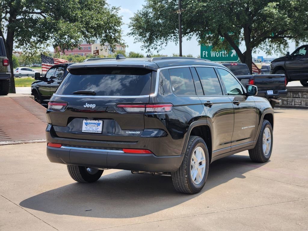 New 2025 Jeep Grand Cherokee L Laredo image 4