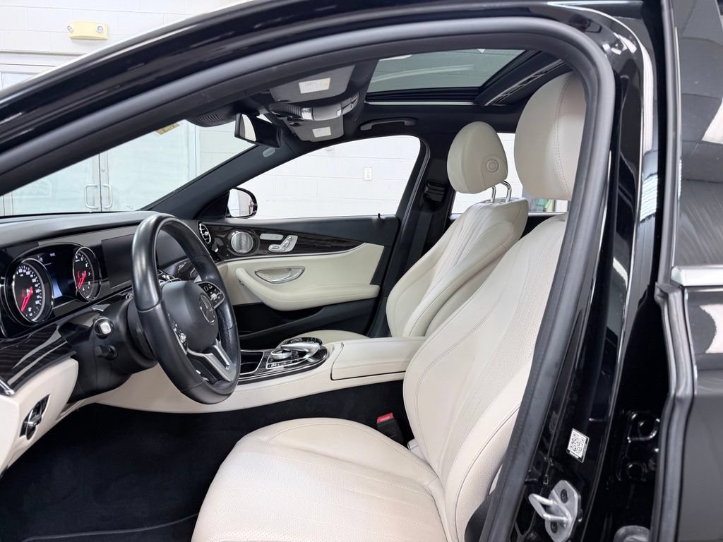 Used 2019 Mercedes-Benz E 300 image 17
