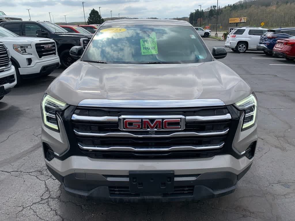 Used 2025 GMC Terrain Elevation AWD/4WD image 7