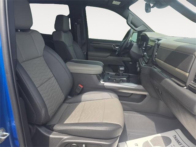 Used 2024 Chevrolet Silverado 1500 ZR2 image 13