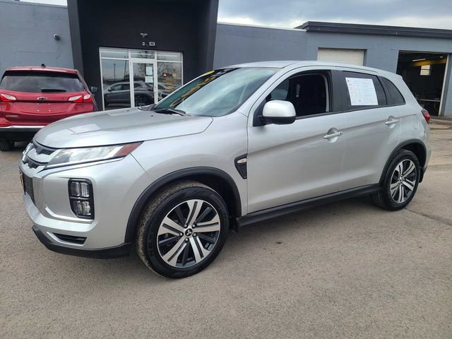 Used 2024 Mitsubishi Outlander Sport ES image 2