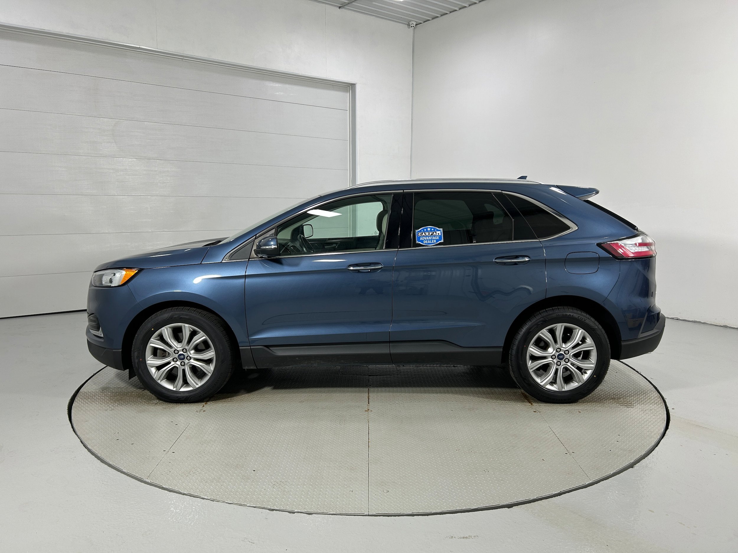 Used 2019 Ford Edge Titanium w/ Cold Weather Package AWD/4WD image 21