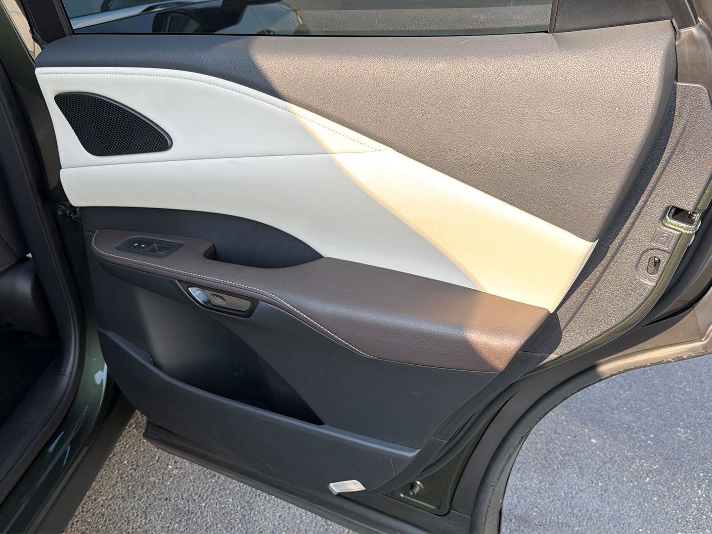 Certified 2025 Lexus RX 350 Premium Plus w/ Accessory Package (Z1) FWD image 15