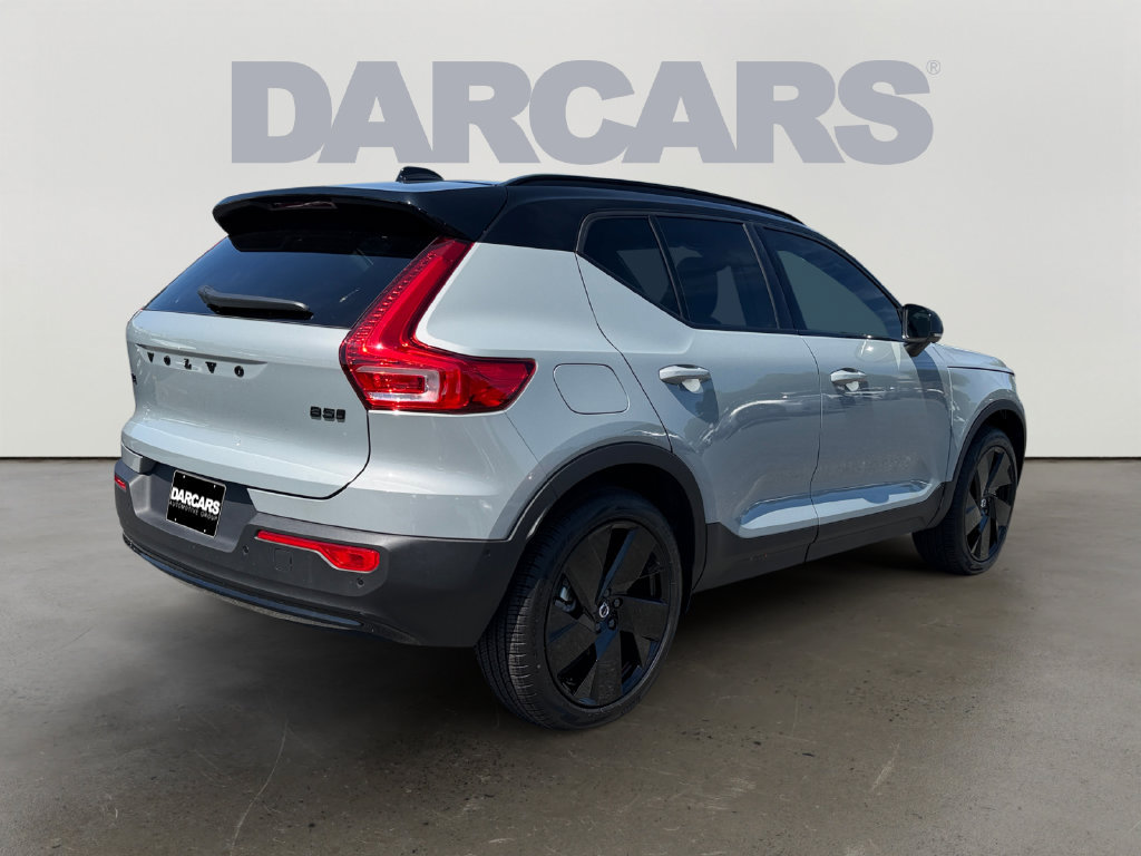 New 2026 Volvo XC40 B5 Ultra w/ Climate Package AWD/4WD image 4