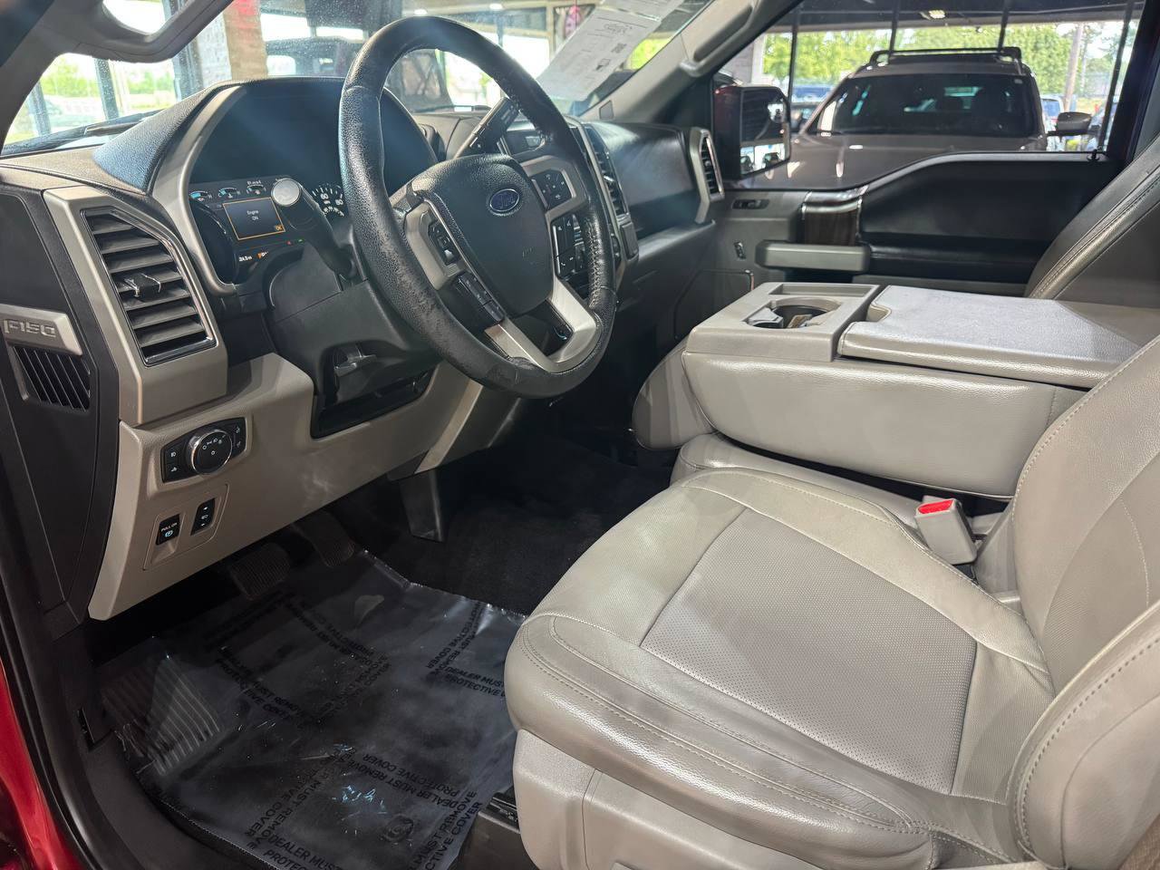 Used 2015 Ford F150 Lariat w/ Trailer Tow Package RWD image 15