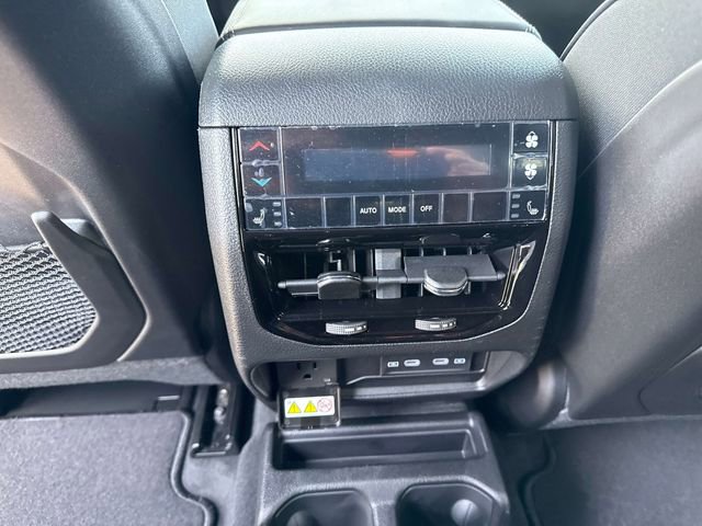 New 2026 Jeep Grand Cherokee L Limited image 16