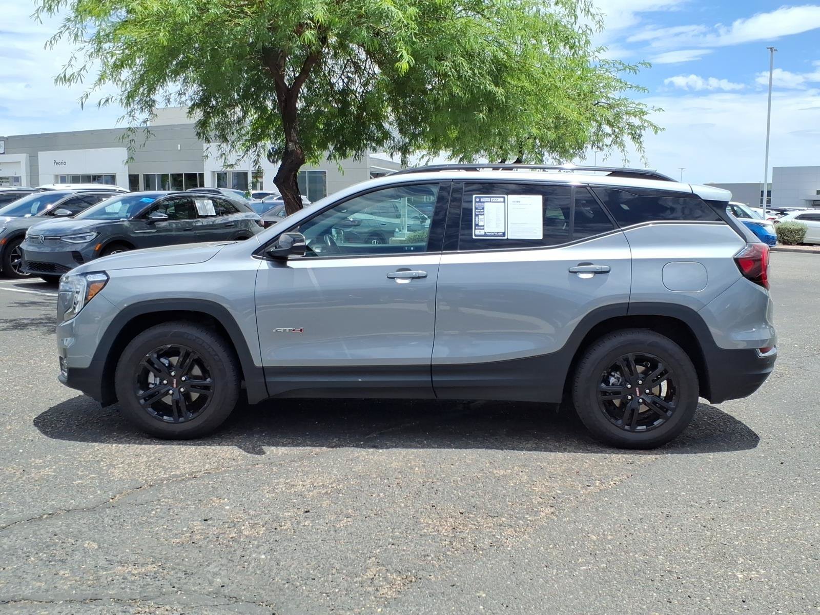 Used 2024 GMC Terrain AT4 AWD/4WD image 4
