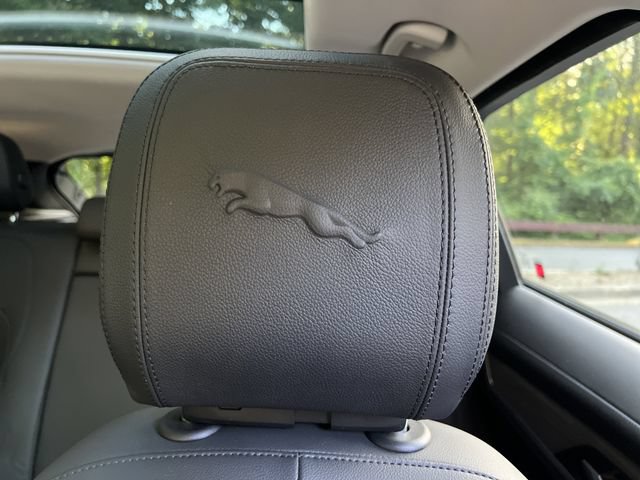 Used 2022 Jaguar F-PACE S AWD/4WD image 32