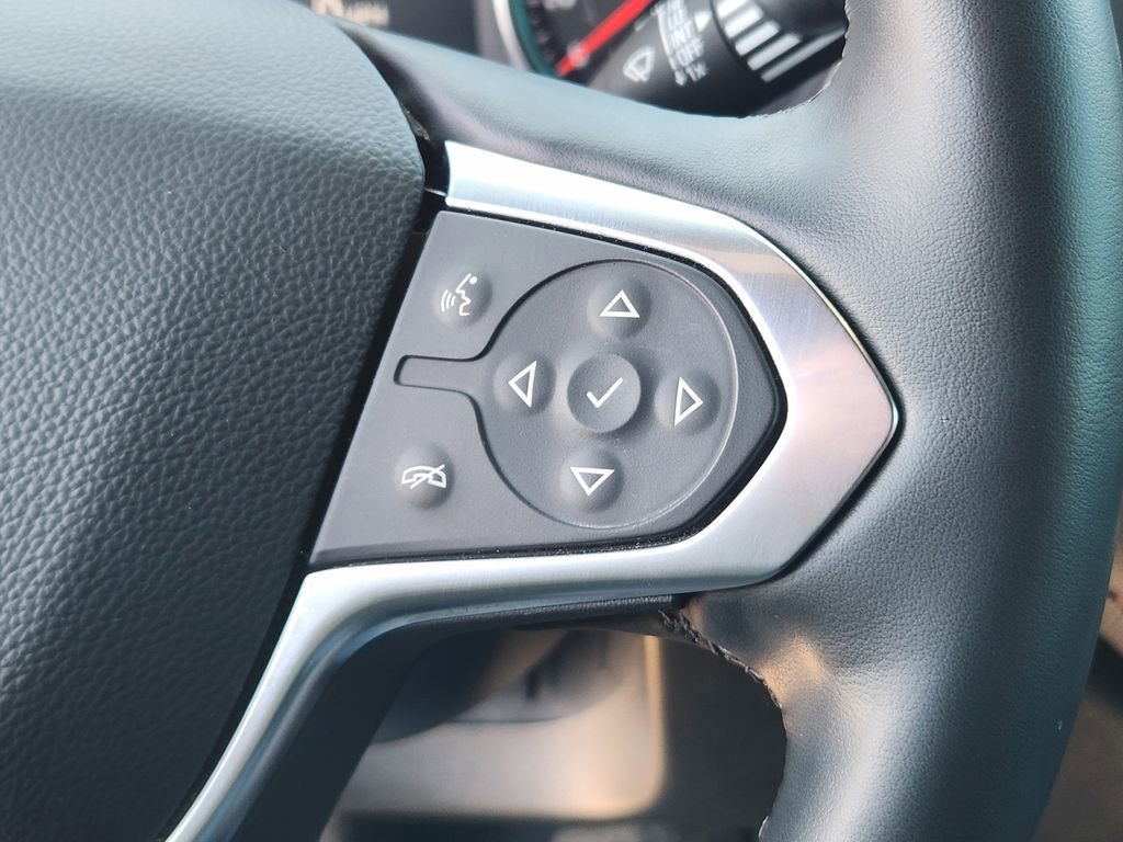 Used 2023 Chevrolet Traverse RS w/ LPO, Floor Liner Package image 33